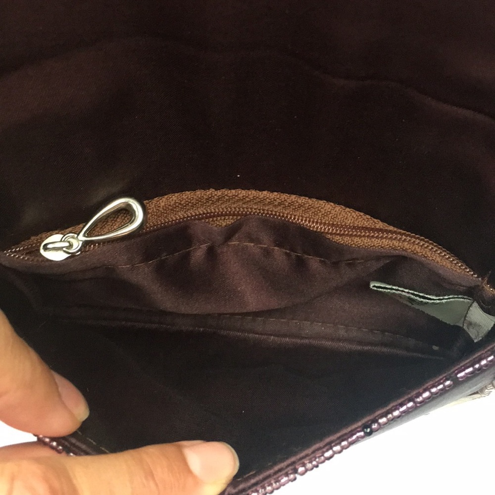 Unique beaded shell crossbody purse - Picture 7 of 7